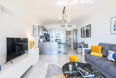 Apartment in Cannes mit Meerblick und Garten