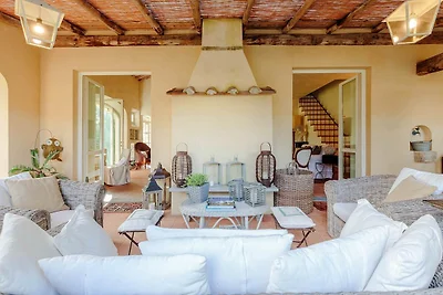 Villa in Camaiore mit Pool und Toskana-Blick