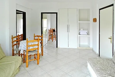 Wohnung in Fourka direkt am Meer
