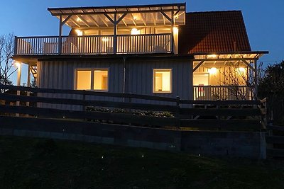 Large, modern and comfortable holiday home in...