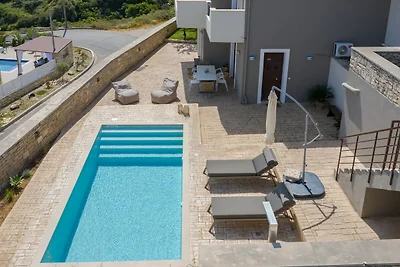 Studio am Wasser in Maroulas