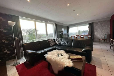 Gezellig vakantiehuis in Andenne met terras