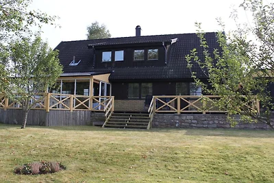 Ferienhaus in Bellö mit Schwimmbecken