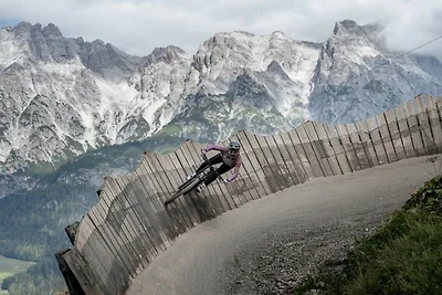 Leogang erleben: Ferienwohnung mit Bergblick