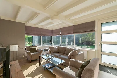 Bungalow in Sint Maartenszee am Strand