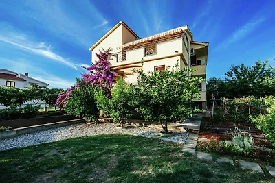 Schöne Ferienwohnung in Biograd na Moru mit...