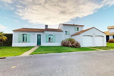 Villa bei Coex mit Pool und Golfplatz