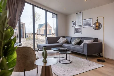 Modernes Belfeld Coastal Retreat für 4