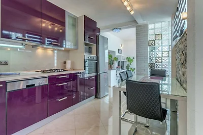 Apartment in Arbanija mit Whirlpool