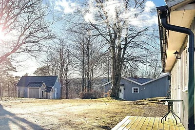 4 Sterne Ferienhaus in LJUNGSKILE