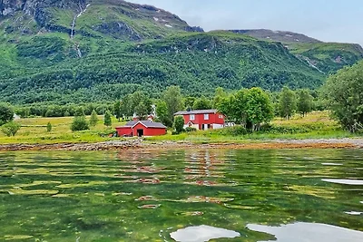 7 Personen Ferienhaus in Rossfjordstraumen