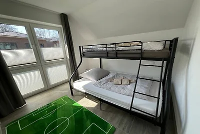 Dom    Ackerpulko