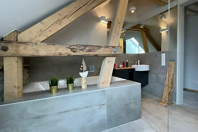 Ferienwohnung mit Balkon und Grill