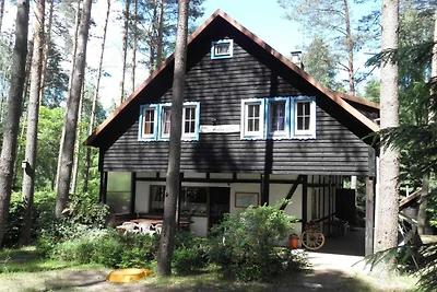 Großes Haus mit privatem Garten und Sauna
