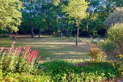 Charmantes Landhaus mit Pool – 637 SAT