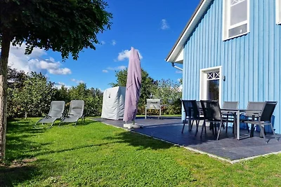 Ferienhaus in Bodstedt mit Schwimmbecken
