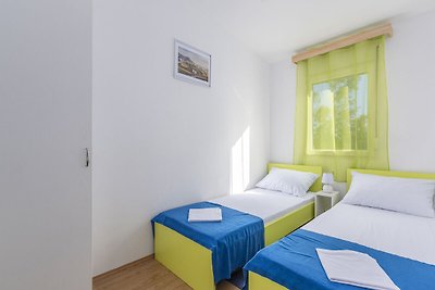 Ferienhaus mit privatem Pool für 6-8 Personen...