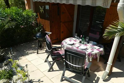 Ferienhaus in Gruissan mit Schwimmbecken