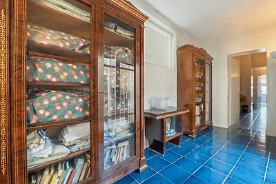 Aangenaam appartement in Pittari bij een bos