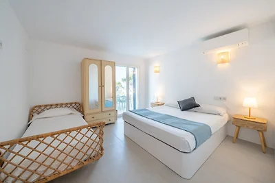 Moderne villa in L'Escala
