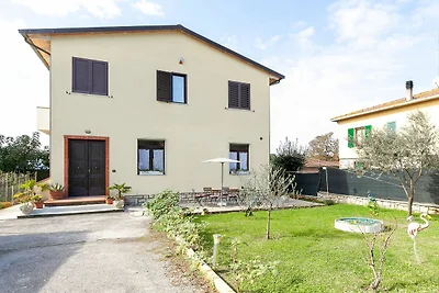 Apartment mit Garten und privatem Pool