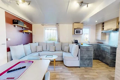 Mobilheim mit beheiztem Schwimmbad