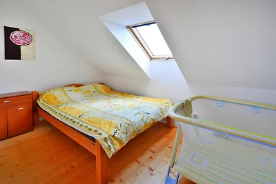 Zweistöckige Ferienhäuser in Strandnähe