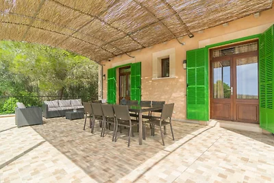 RomanÃ Des Figueral - Villa Con Piscina...