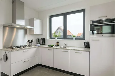 Luxuriöse Wasservilla mit 2 Bädern an den Fri...