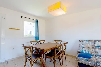 Bretagne Flat, Strand & Pool