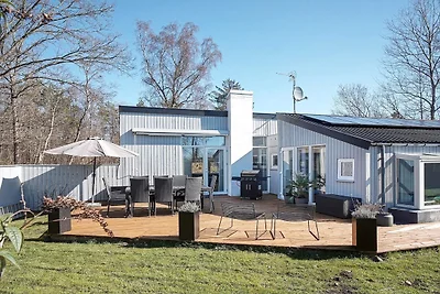 8 Personen Ferienhaus in Nexø