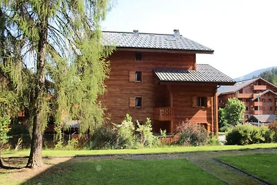 Wohnung im Dorf mit Blick auf die Pisten