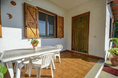 Ferienhaus in Magione mit Garten