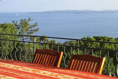 Villa in Les Issambres mit Schwimmbecken