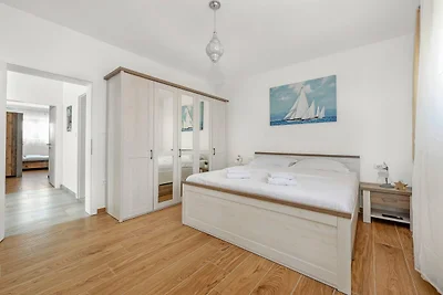 Luxuriöse Villa in Krnica für Familien