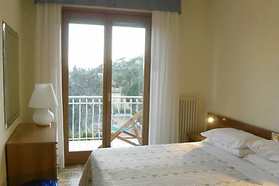 Appartamento a Pietra Ligure con terrazzo con...