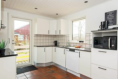 Homely Holiday Home in Juelsminde with Sauna