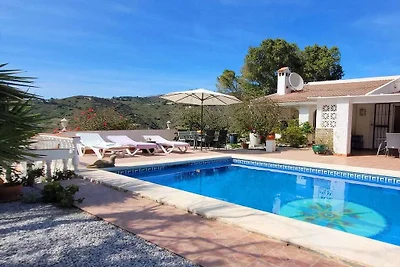Casa de vacaciones en Torrox con piscina.