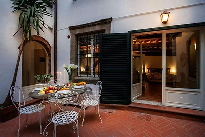 Appartement in Lucca met privébinnenplaats