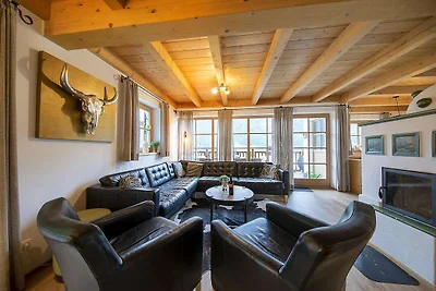 Ruhiges Chalet mit Sauna in Königsleiten