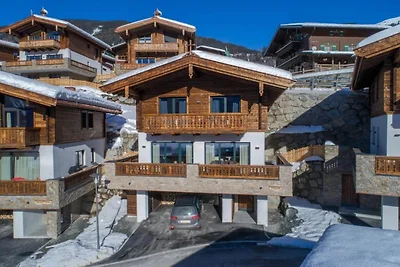 Chalet in Neukirchen bij Ski Wildkogel