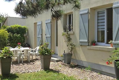 Schöne Wohnung mit Terrasse, nahe dem Strand