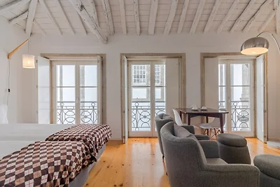 Central Porto with comfort & convenience
