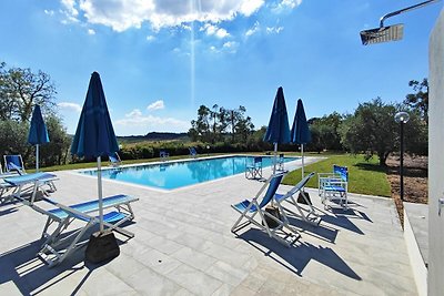 Schönes Ferienhaus in Gambassi Terme mit Pool