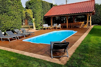 Casa vacanze a Kolczewo con piscina