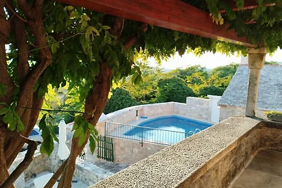 Glicinia mit Hydromassage-Pool