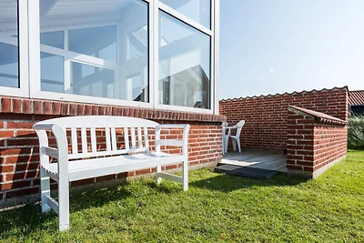 4 Personen Ferienhaus in Henne