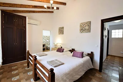 Luxuriöses Ferienhaus mit privatem Pool