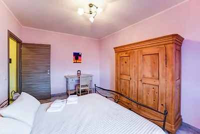 Casa tipica piemontese nelle Langhe