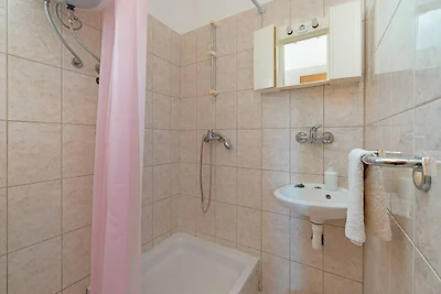 Gezellig appartement in Sibenik-Brodarica